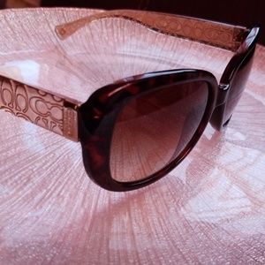 Coach signature frame sunglasses